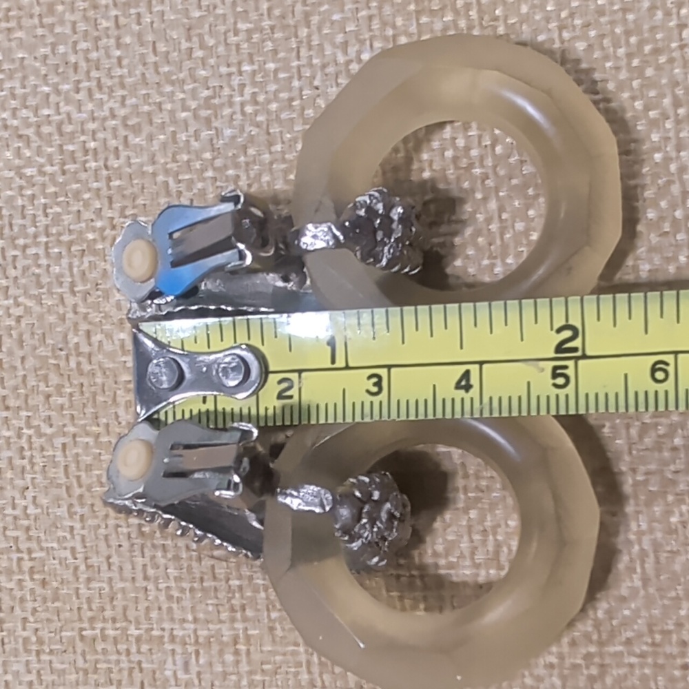 80s Vintage RJ Graziano Chunky Frosted Lucite Silver Statement Drop Clip Earring - Picture 9 of 9